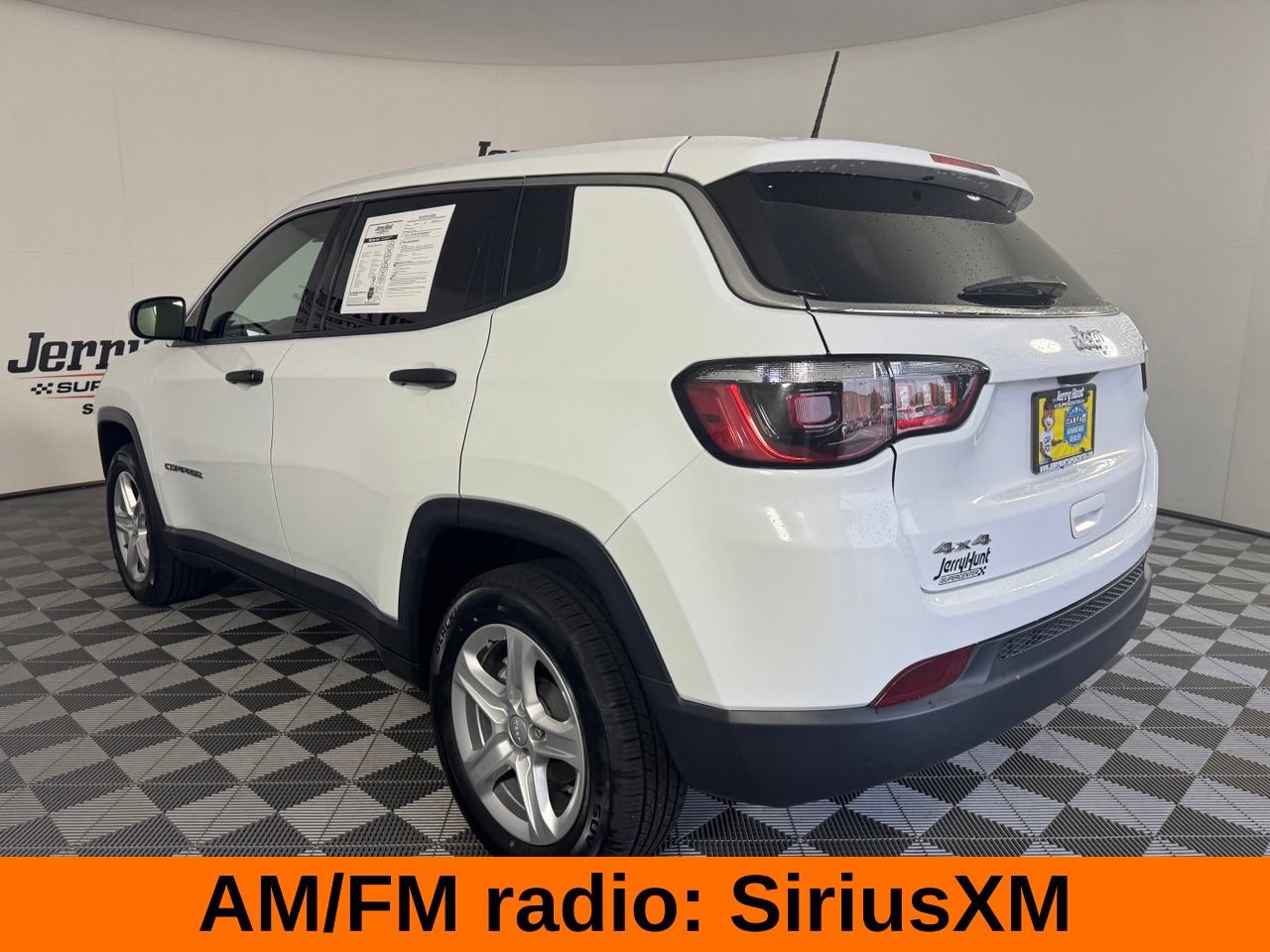 Used 2023 Jeep Compass Sport AWD/4WD image 10