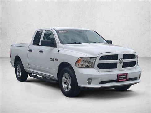 Used 2017 RAM 1500 Express image 3