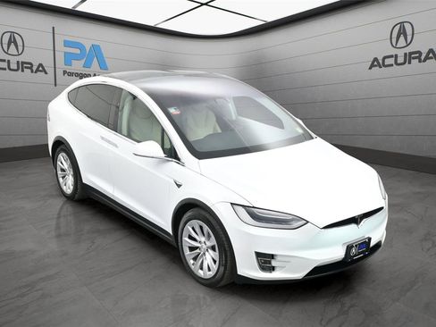 Used 2018 Tesla Model X P100D image 41