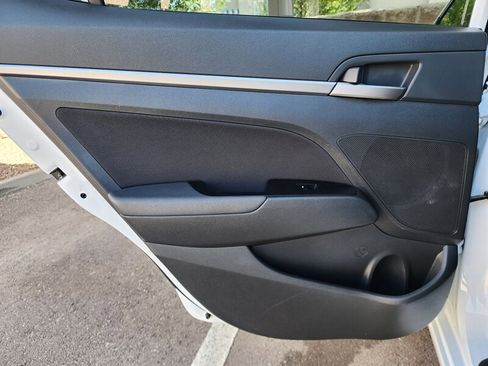 Used 2018 Hyundai Elantra SEL FWD image 64