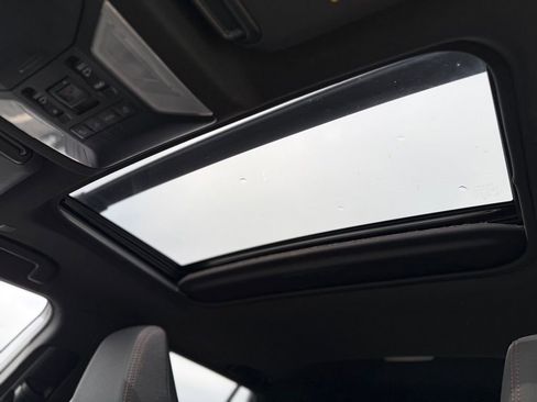 Used 2023 Toyota RAV4 SE w/ Weather & Moonroof Package image 27