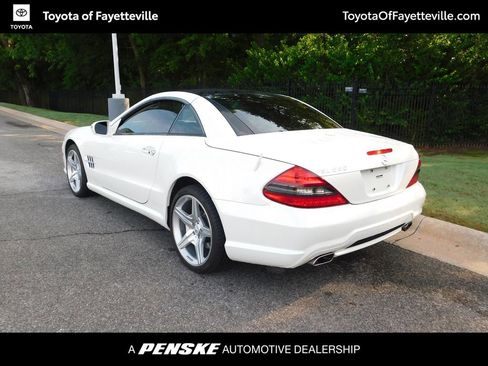 Used 2009 Mercedes-Benz SL 550 image 3