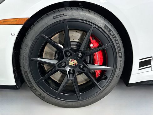 New 2026 Porsche 911 Carrera 4S image 32