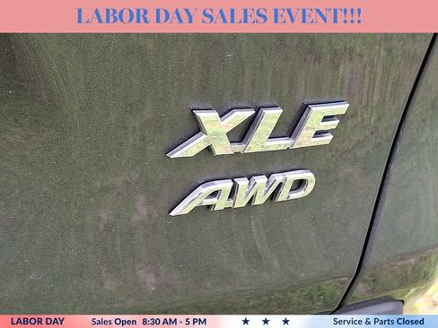 Used 2021 Toyota RAV4 XLE w/ Convenience Package AWD/4WD image 11