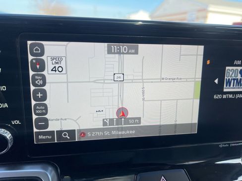 Certified 2023 Kia Sorento EX w/ Panoramic Sunroof Package image 51