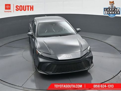 Used 2025 Toyota Camry SE FWD image 48