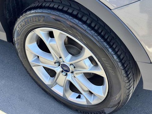 Used 2013 Ford Escape SEL FWD image 23