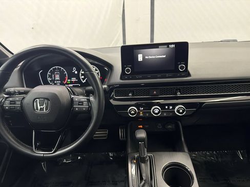Used 2024 Honda Civic Sport image 25