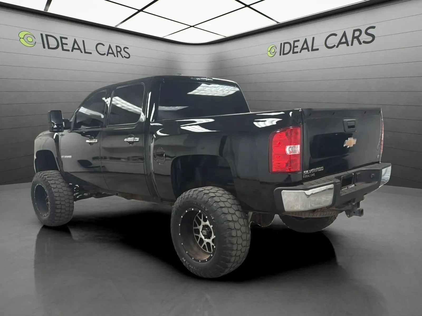 Used 2008 Chevrolet Silverado 1500 LT w/ All Star Edition AWD/4WD image 5