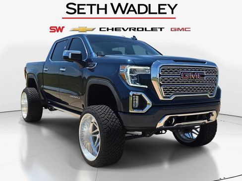 Used 2021 GMC Sierra 1500 Denali w/ Denali Ultimate Package AWD/4WD image 38