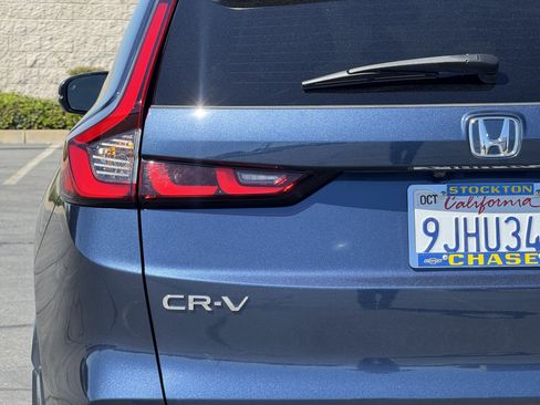Used 2024 Honda CR-V EX-L image 7