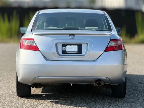Used 2010 Honda Civic LX image 5