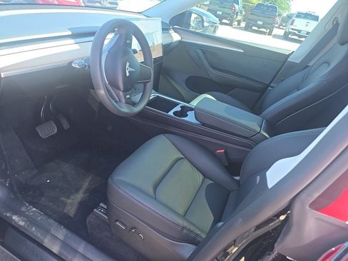 Used 2025 Tesla Model Y Long Range AWD/4WD image 10