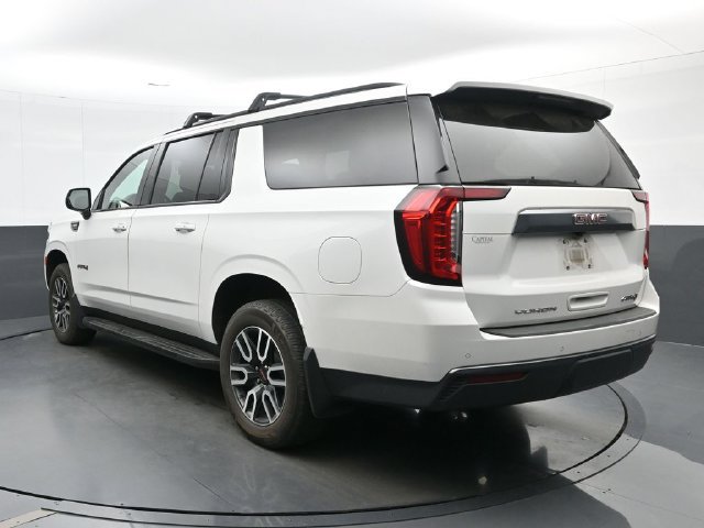 Used 2023 GMC Yukon XL AT4 AWD/4WD image 7