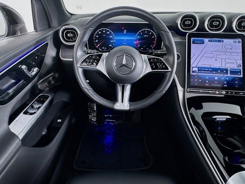 Certified 2024 Mercedes-Benz GLC 300 image 5
