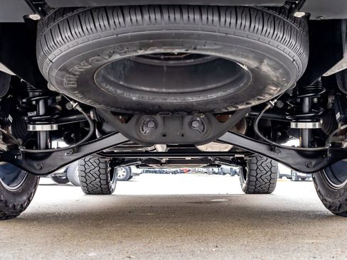 Used 2022 Chevrolet Tahoe RST w/ Sport Performance Package AWD/4WD image 15