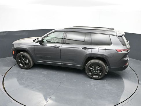 New 2025 Jeep Grand Cherokee L Laredo AWD/4WD image 37