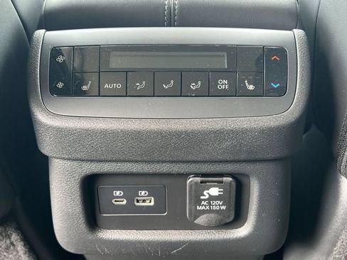 Used 2024 Nissan Pathfinder Platinum w/ Cargo Package AWD/4WD image 33