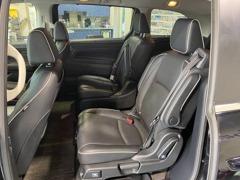 Used 2025 Honda Odyssey Touring image 15