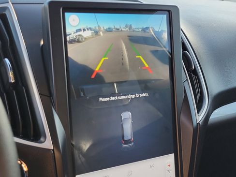 Used 2024 Ford Edge SEL w/ Convenience Package image 29