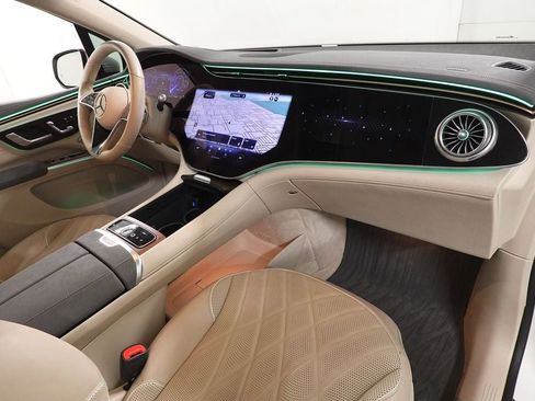 Used 2023 Mercedes-Benz EQS 580 4MATIC SUV image 35