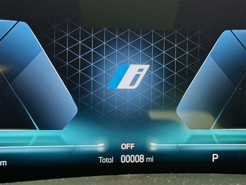 New 2026 BMW X5 xDrive50e w/ M Sport Package image 12