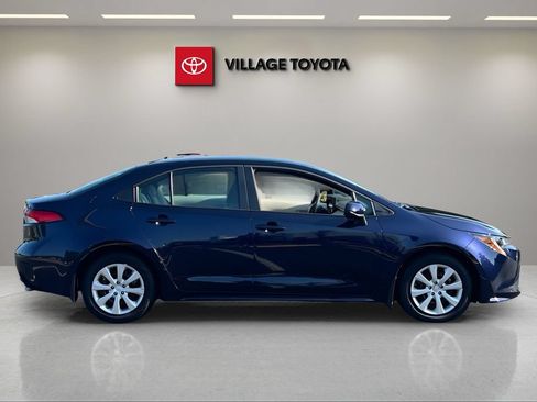 Certified 2025 Toyota Corolla LE FWD image 6