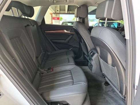 Certified 2023 Audi Q5 2.0T Premium w/ Convenience Package AWD/4WD image 18