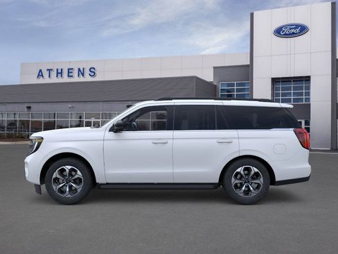 New 2026 Ford Expedition Active image 22