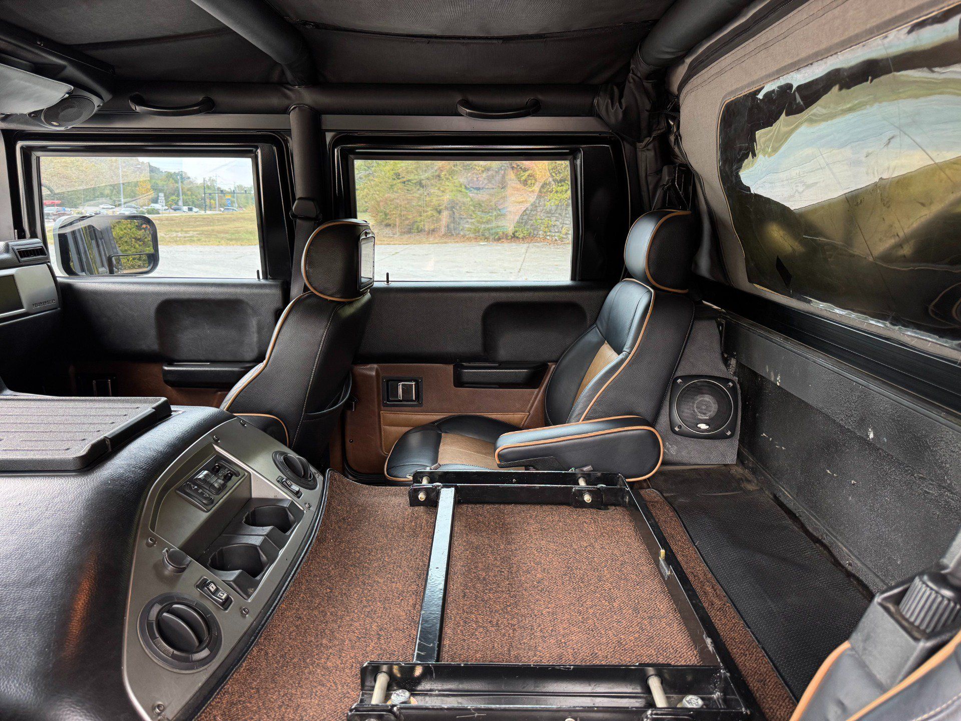 Used 2004 HUMMER H1 4-Door Open Top AWD/4WD image 43