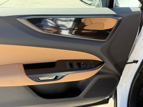 New 2026 Lexus NX 350 AWD image 18