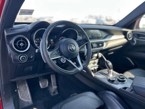Used 2018 Alfa Romeo Stelvio Ti Sport image 11