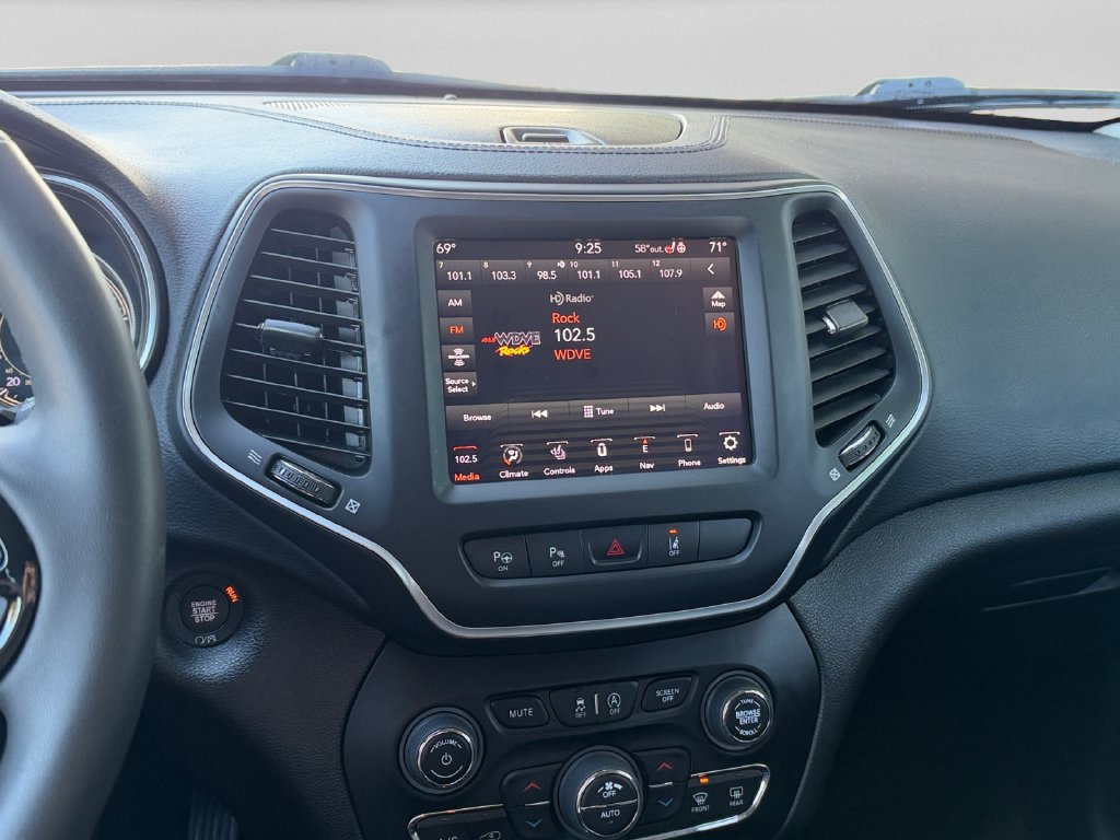 Certified 2023 Jeep Cherokee Altitude Lux AWD/4WD image 14