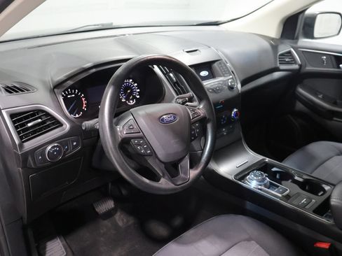 Used 2019 Ford Edge SE AWD/4WD image 14