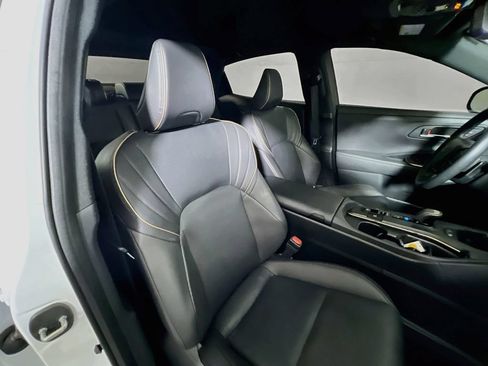 Certified 2023 Toyota Crown Platinum AWD/4WD image 25