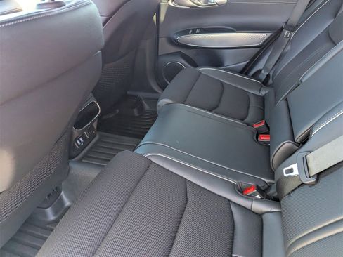 Used 2025 Genesis GV70 3.5T Sport image 14