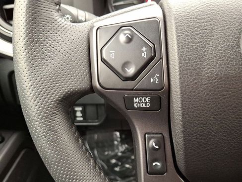 Used 2021 Toyota Tacoma TRD Off-Road w/ Technology Package image 17