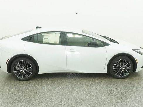 New 2026 Toyota Prius XLE image 11