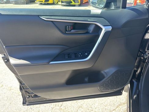 Used 2024 Toyota RAV4 LE image 21