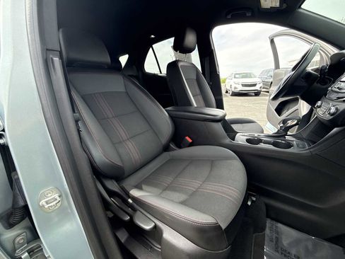 Certified 2022 Chevrolet Equinox RS w/ Infotainment Package FWD image 25