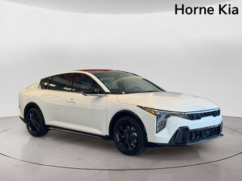 New 2026 Kia K4 GT-Line Turbo FWD image 2