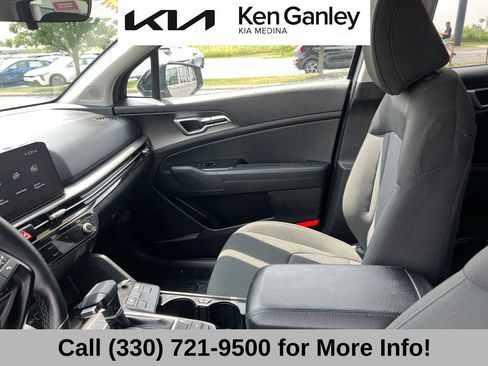 Certified 2026 Kia Sportage LX w/ LX Convenience Package FWD image 41