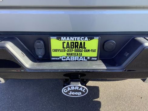 Used 2023 Chevrolet Silverado 1500 LT Trail Boss image 30