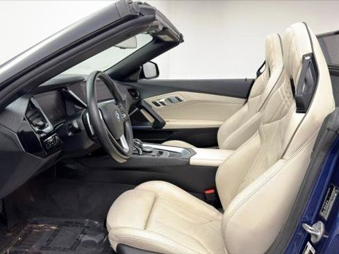 Used 2020 BMW Z4 sDrive30i w/ Convenience Package RWD image 14