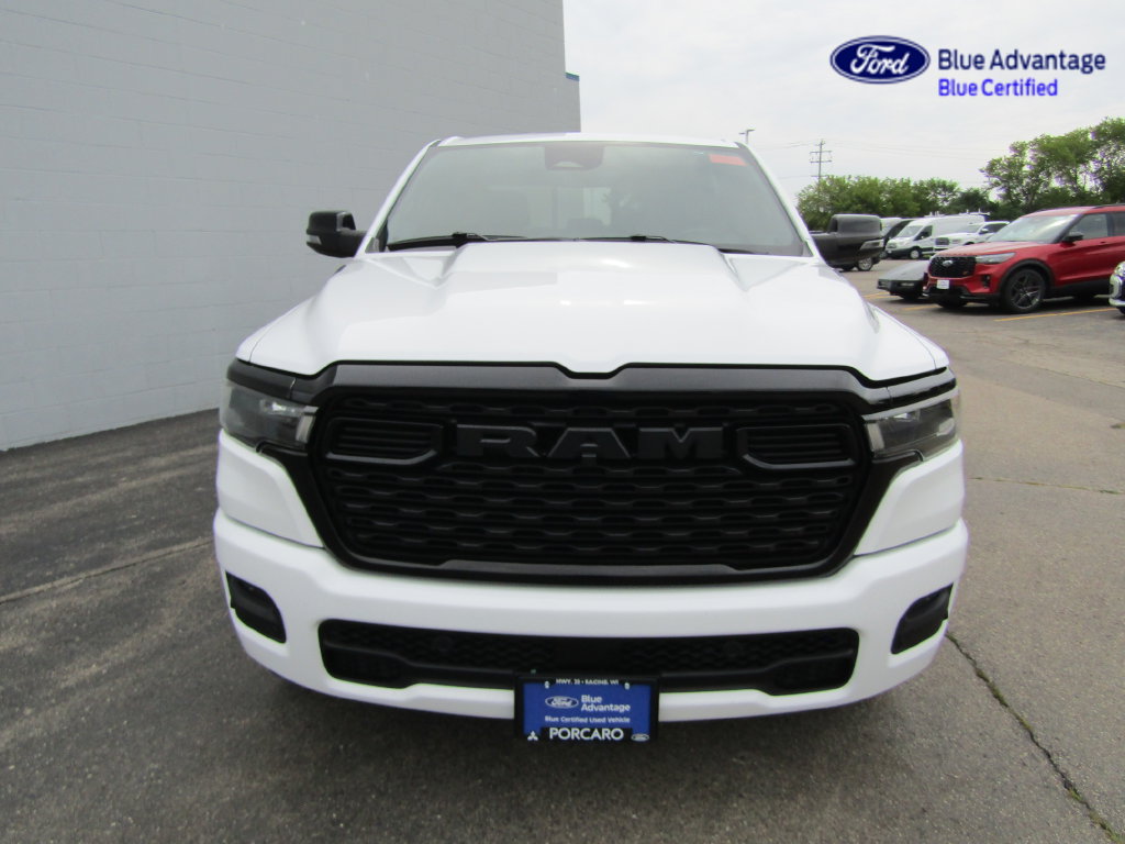 Used 2025 RAM 1500 4x4 Crew Cab image 5