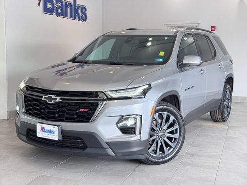 Certified 2023 Chevrolet Traverse RS AWD/4WD image 2