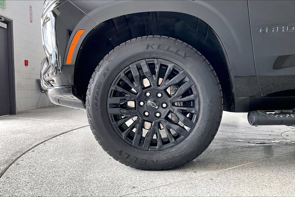 Used 2025 Chevrolet Tahoe Z71 w/ Z71 Off-Road Package AWD/4WD image 10