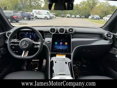New 2026 Mercedes-Benz GLC 300 4MATIC image 13