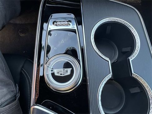 New 2025 Cadillac Lyriq Luxury image 18