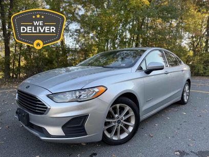 Used 2019 Ford Fusion SE
